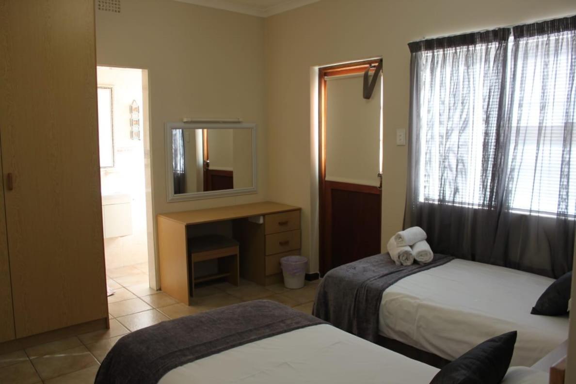 Kleinmond Panorama Holidays المظهر الخارجي الصورة